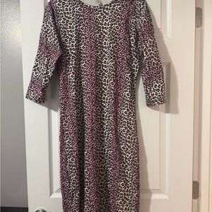 Chic Leopard Print Long Sleeve Dress